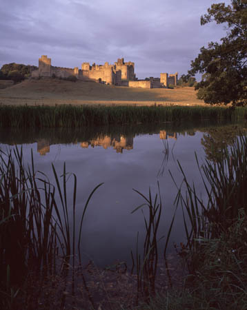 Alnwick Castle Sunrise0002